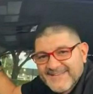 Meet your Posher, Carlos